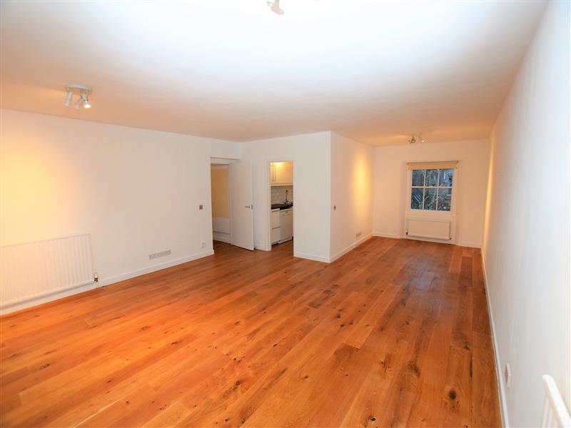 1.regents-park-road-800-per-week
