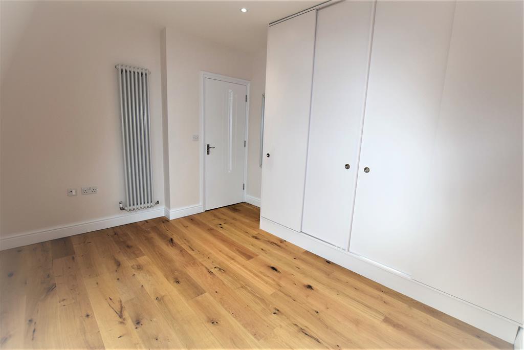 10.chalcot-road-675-per-week