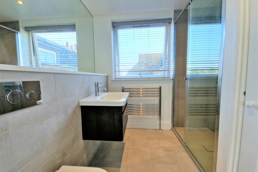 10.chalcot-road-775-per-week