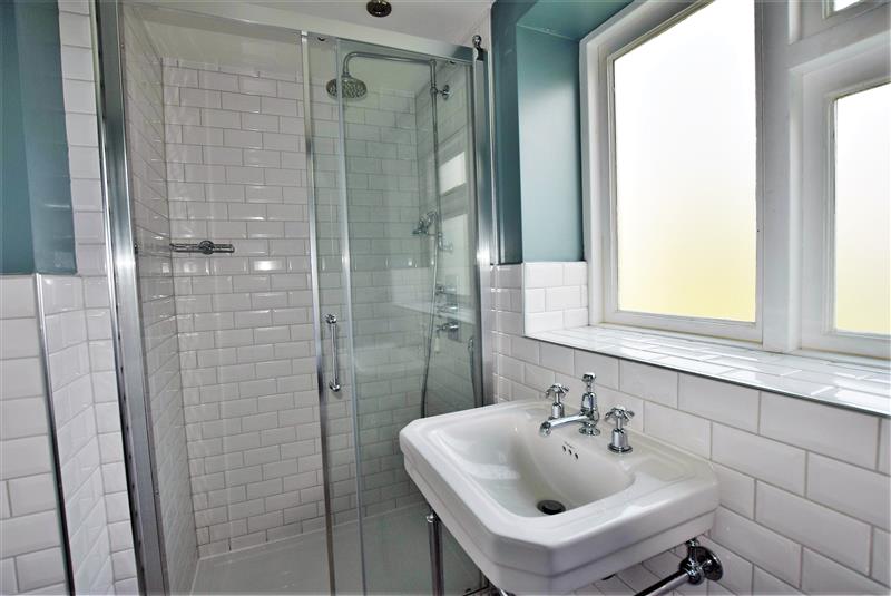 11.chalcot-road-750-per-week
