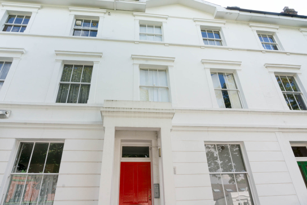 12.regents-park-road-800-per-week