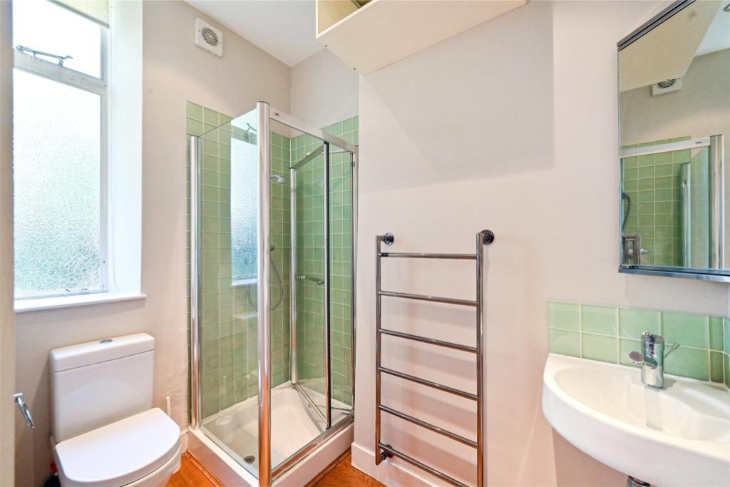5.chalcot-crescent-400-per-week