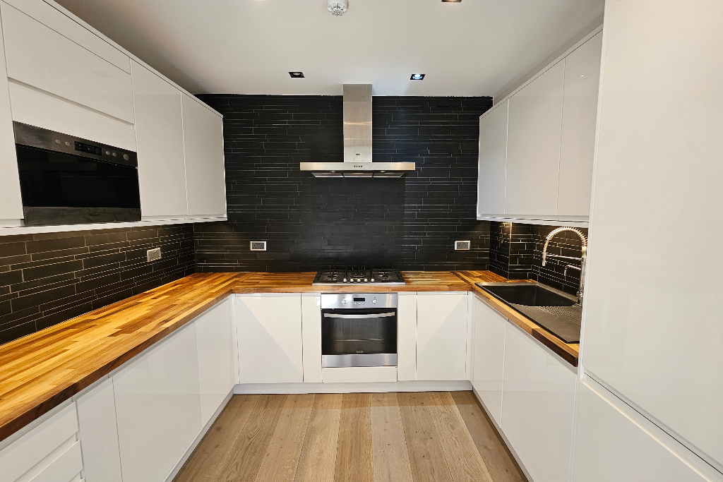 5.erskine-mews-1850-per-week