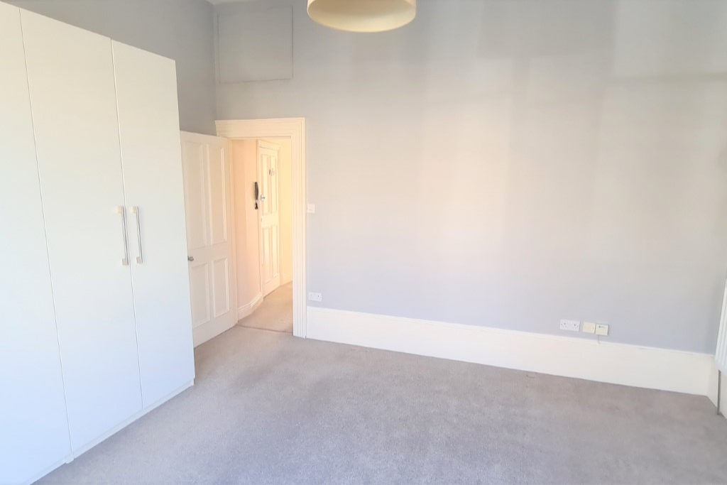 6.elsworthy-terrace-450-per-week