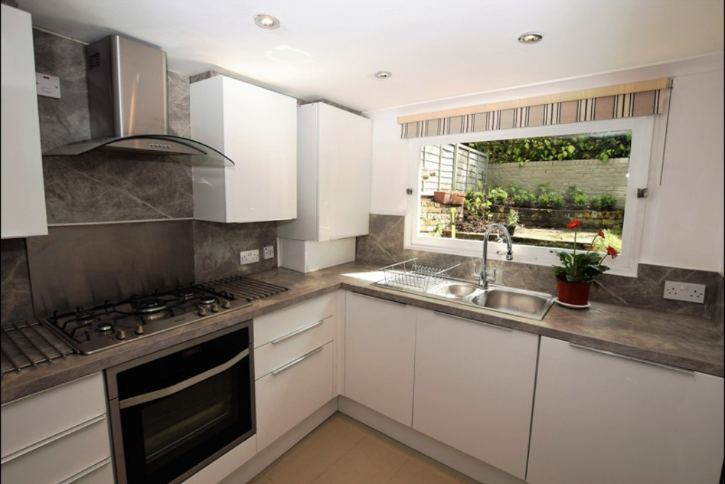 6.regents-park-road-462-per-week