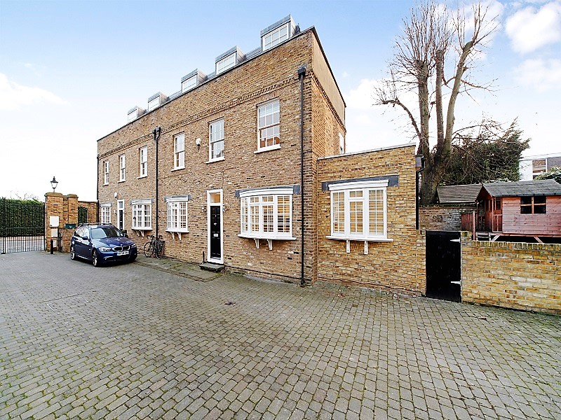House 2 Elsworthy Rise NW3 (2 800 600)