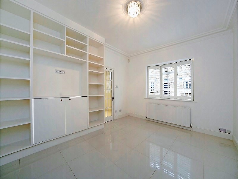 House 2 Elsworthy Rise NW3 (5 800 600)
